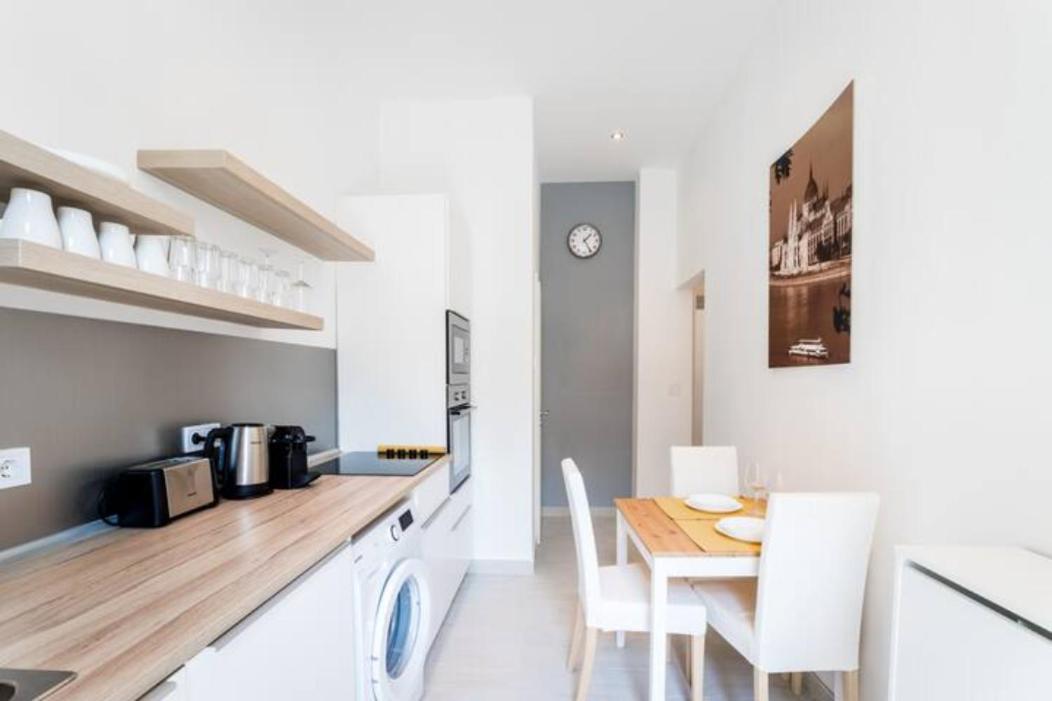 Hi-Bp Sunny Home Apartments In The Heart Of 布达佩斯 外观 照片